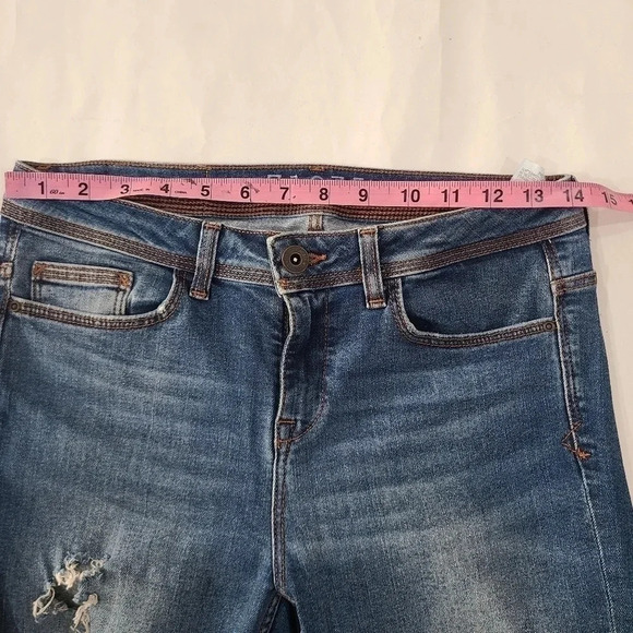 Zara Size 4 Distressed Mid Waist Cropped Ankle Jeans Skinny Raw Hem Stretch - Picture 7 of 10